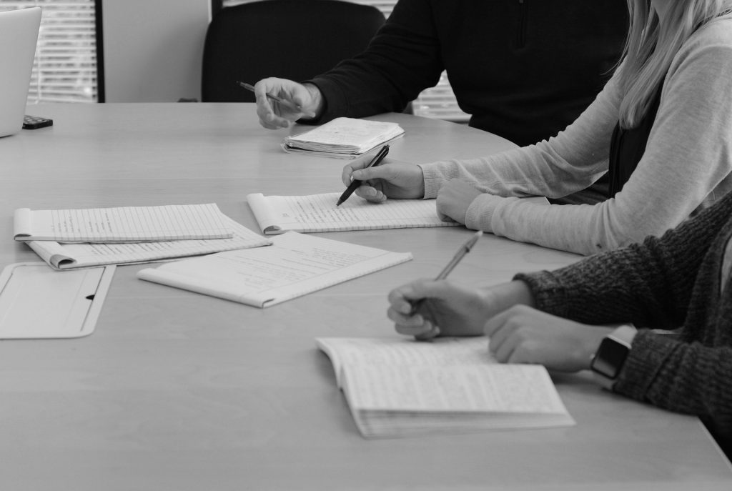 【買い手側】株式譲渡で会社を買う3つのデメリット