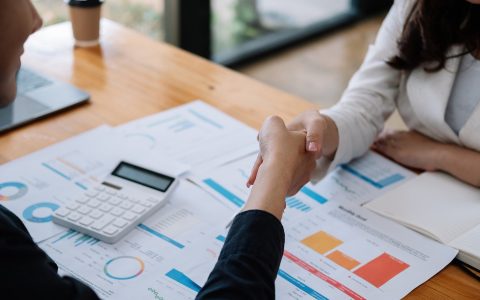 上場企業のM&Aとは？M＆Aの理由や手法を解説します